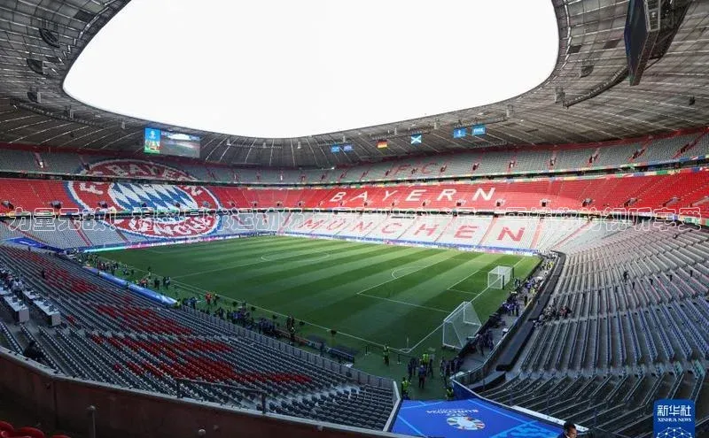 米兰·体育官方网站小米力量无敌！揭秘足球运动场上最强壮的球员，震撼你的视听享受