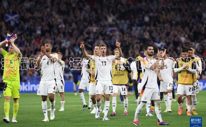 荣耀时刻：运动赛事中的官方视角